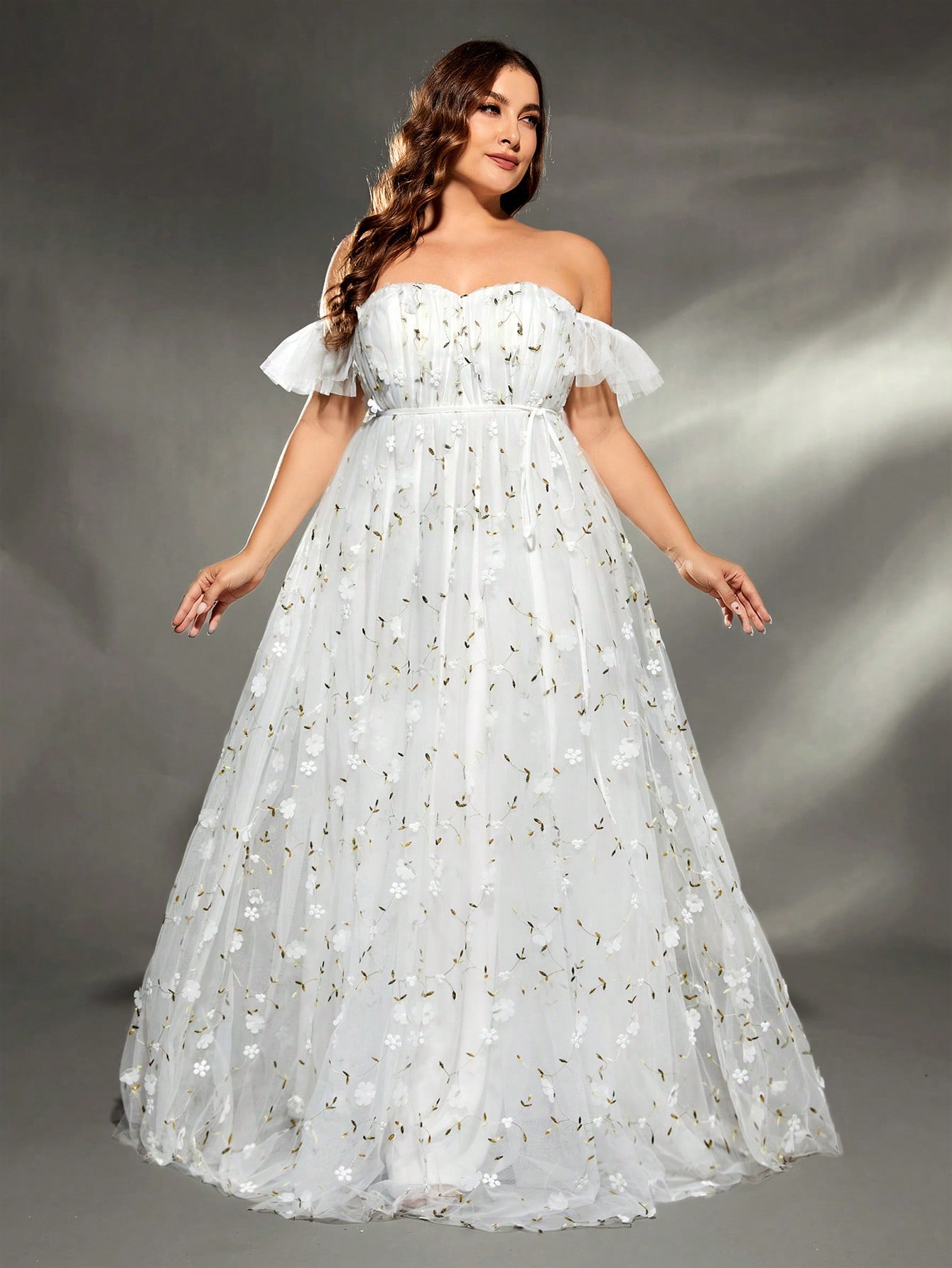 Embroidery Abaya - Mgiacy talla grande línea cuello tridimensional