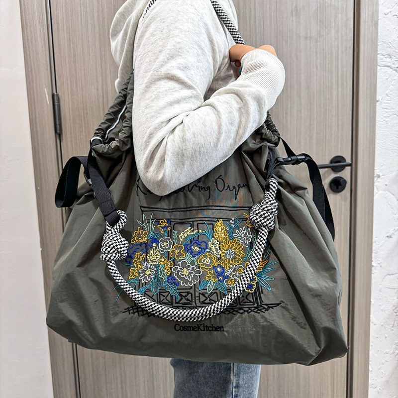 Embroidery Net Dress - Bolso bandolera de nailon de gran