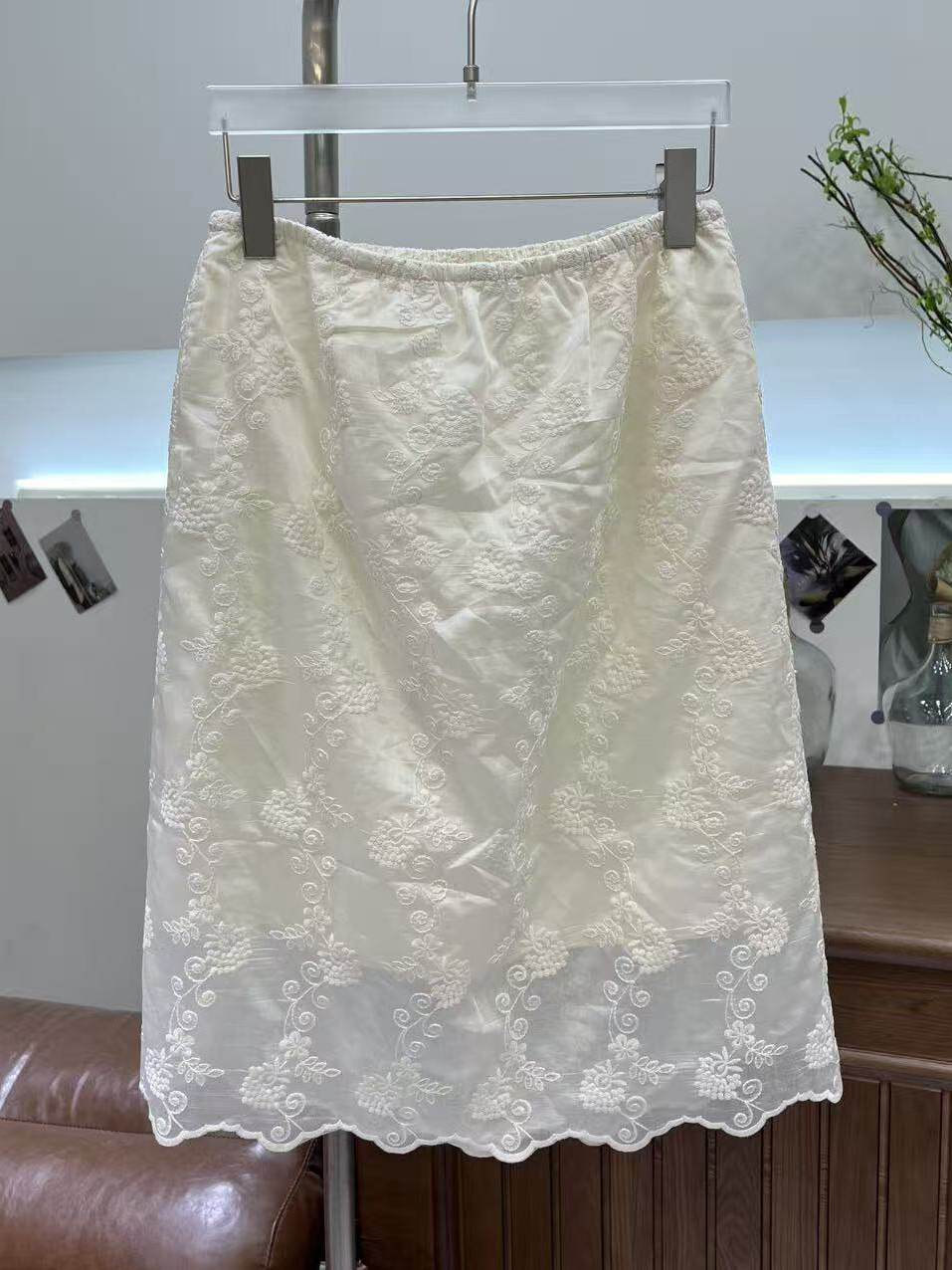 Falda informal bordada de esti - Embroidery Skirt reseña y precio