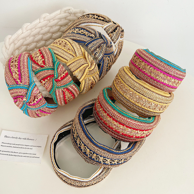 Diadema con nudo brillante dor - Embroidery Knot reseña y precio