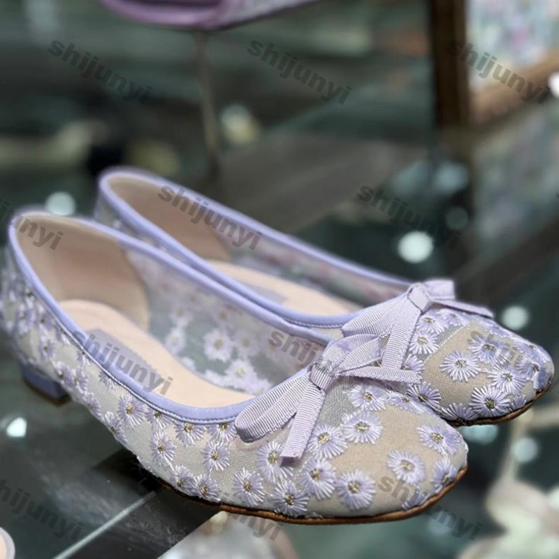 Mocasines de Mujer, Novedades  - Embroidery Knot reseña y precio