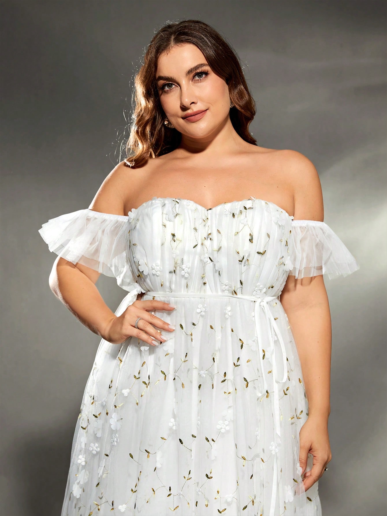 Mgiacy talla grande línea cuel - Embroidery Abaya reseña y precio
