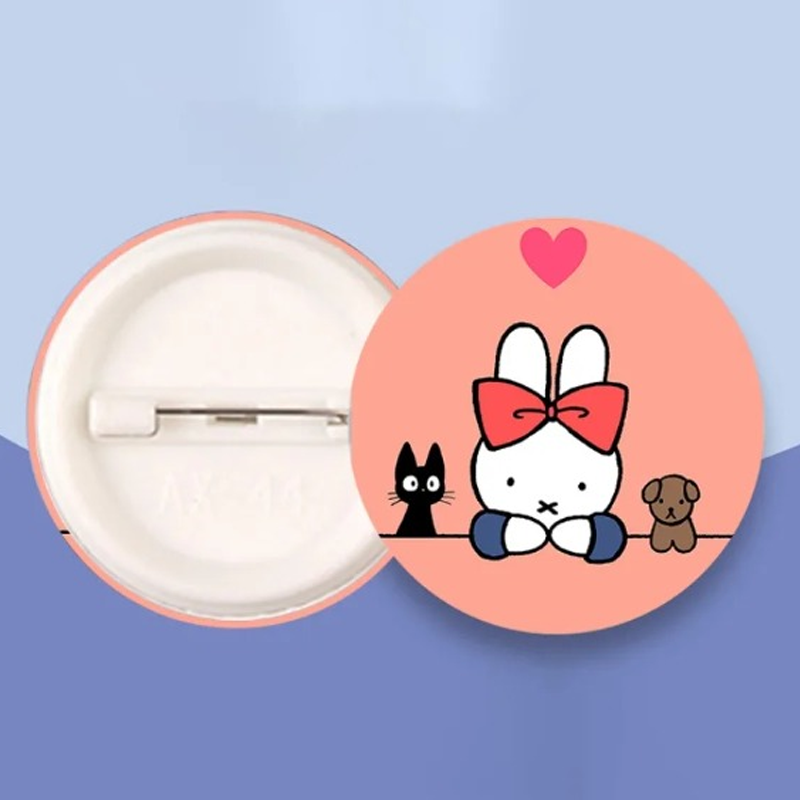 Insignia de dibujos animados d - Embroidery Rabbit reseña y precio