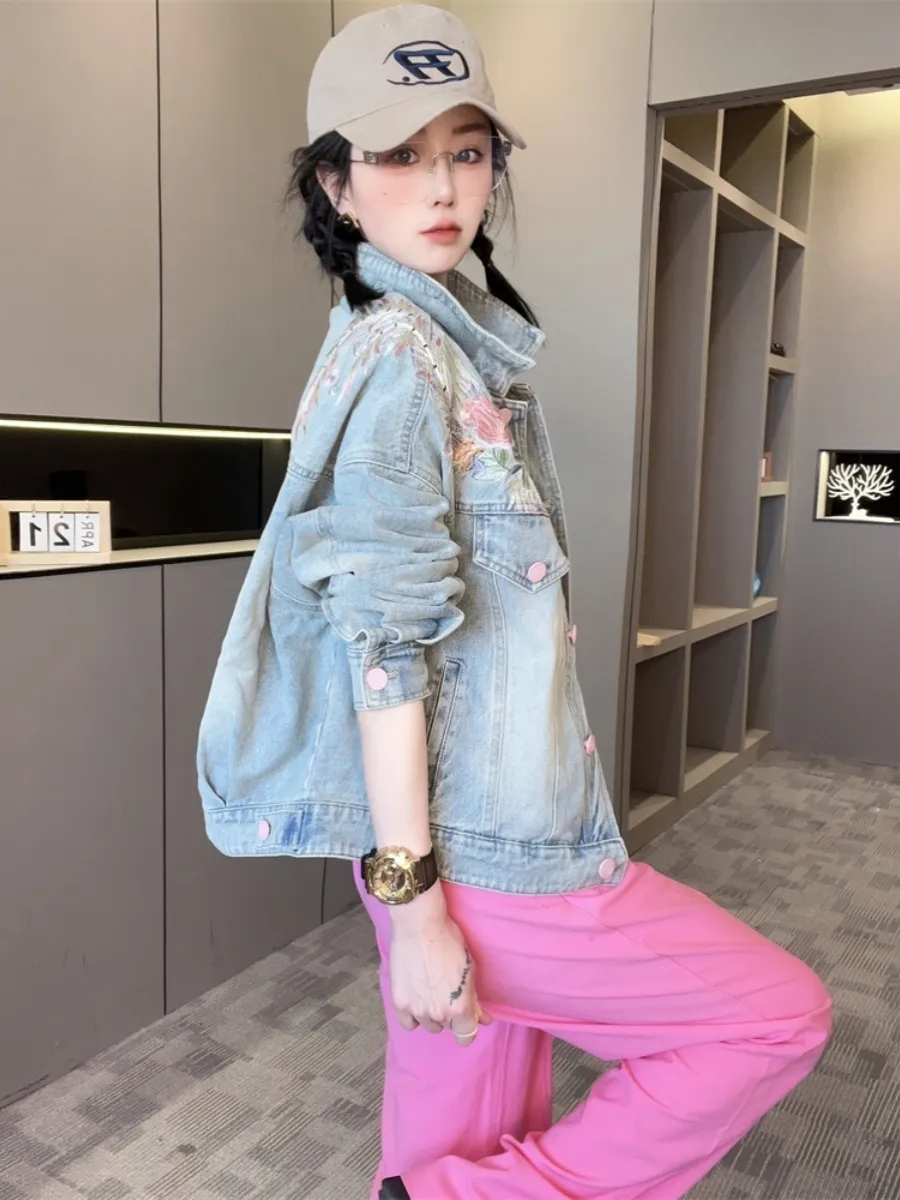 Chaqueta vaquera corta de prim - Embroidery Jeans reseña y precio