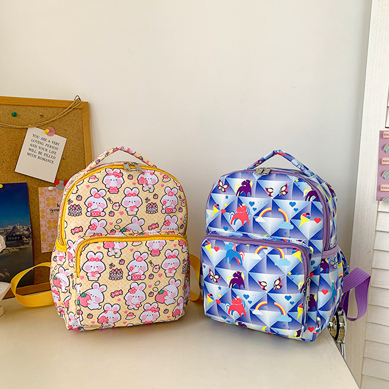 Mochila con estampado de dibuj - Embroidery Rabbit reseña y precio
