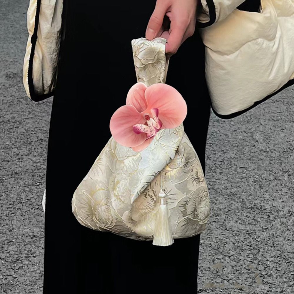 Bolso de muñeca con nudo de es - Embroidery Knot reseña y precio